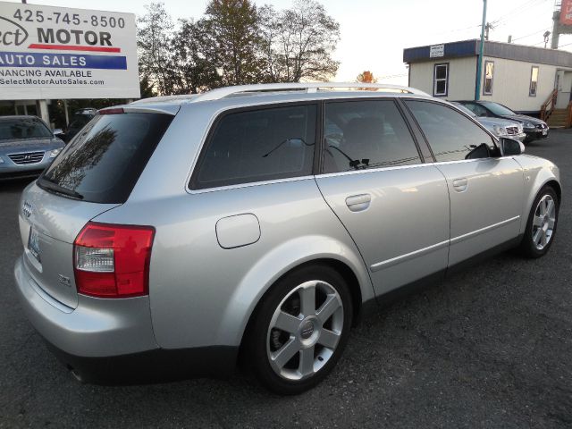 Audi A4 2003 photo 2