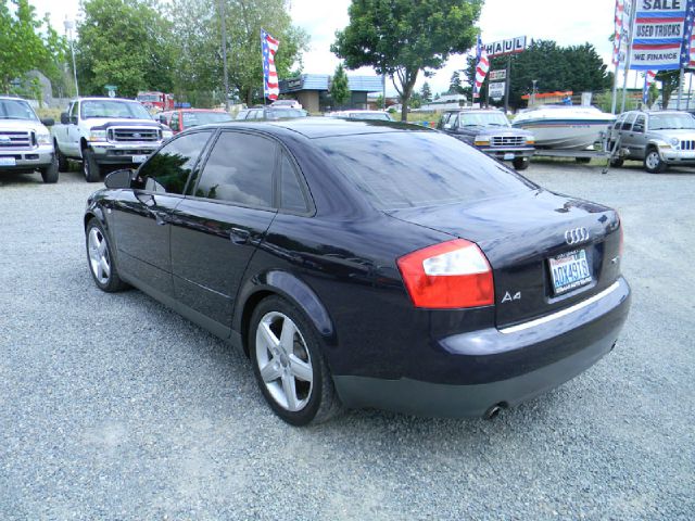 Audi A4 2003 photo 5