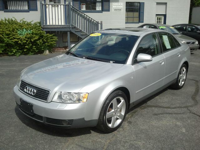 Audi A4 EXT CAB Sedan