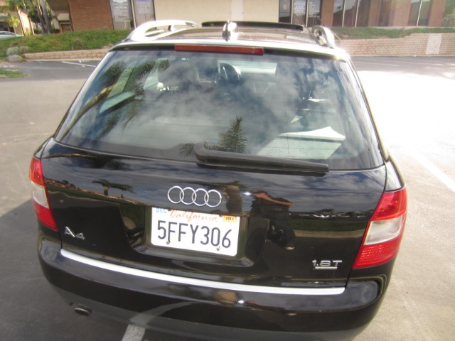 Audi A4 2004 photo 1