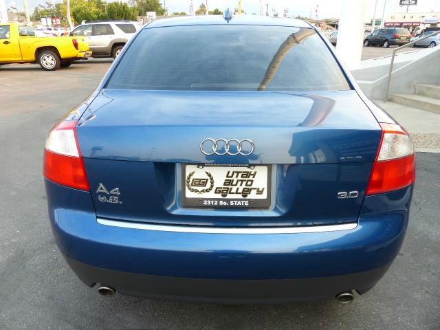 Audi A4 2004 photo 0