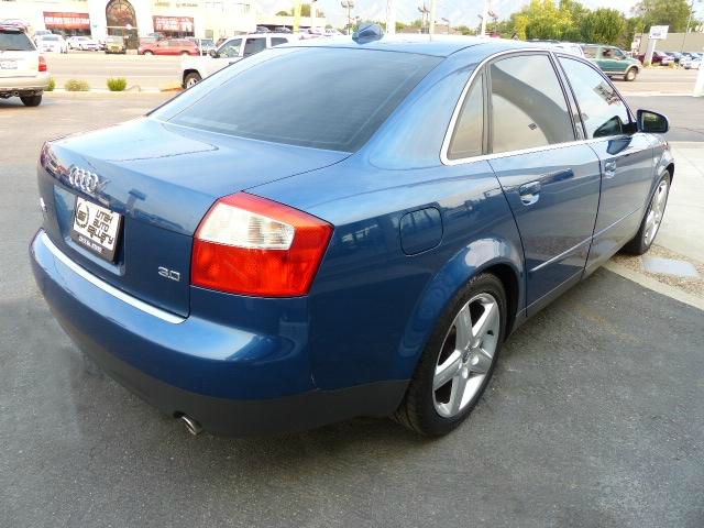 Audi A4 2004 photo 3