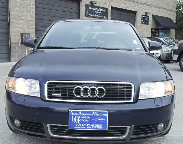 Audi A4 2004 photo 1