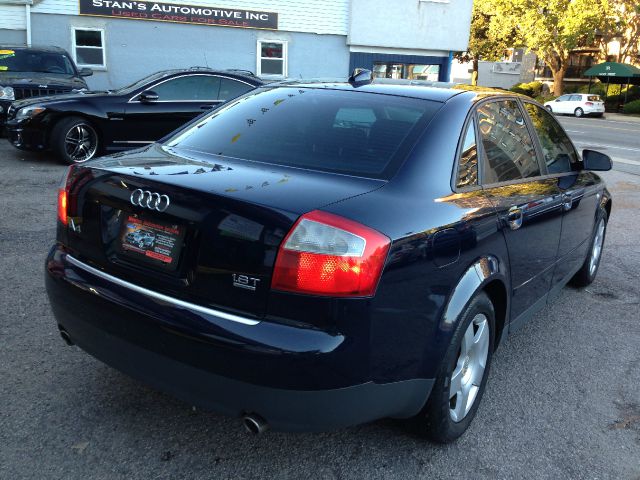 Audi A4 2004 photo 3