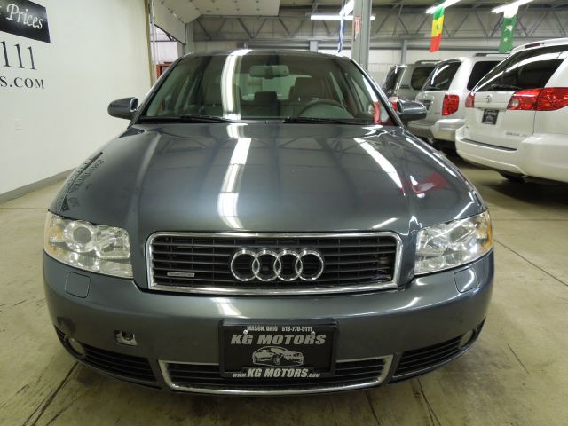 Audi A4 2004 photo 21