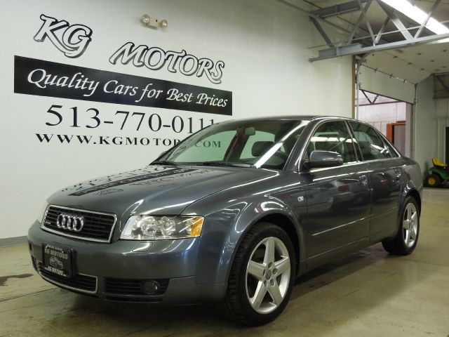 Audi A4 2004 photo 3