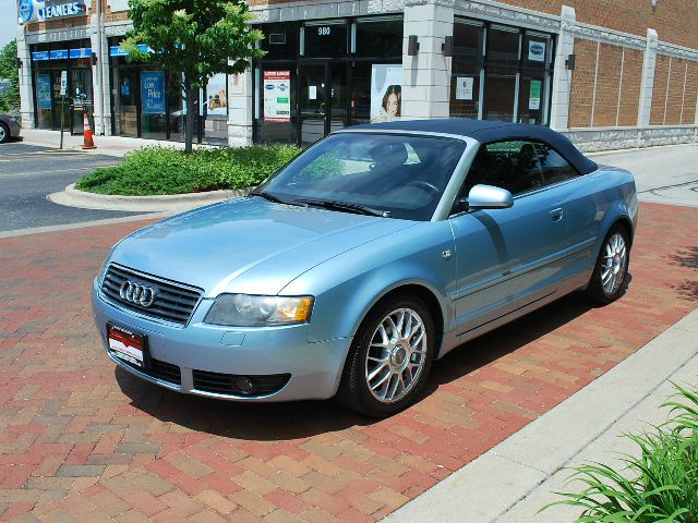 Audi A4 2004 photo 4