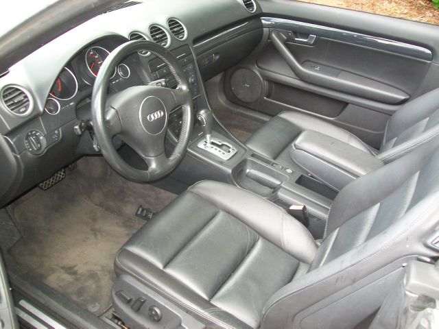 Audi A4 2004 photo 1