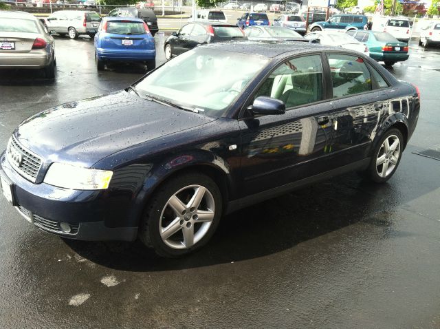 Audi A4 2004 photo 3