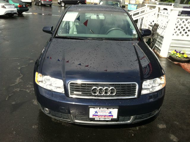 Audi A4 2004 photo 7