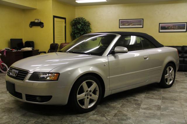 Audi A4 2004 photo 2