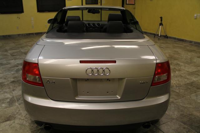 Audi A4 2004 photo 26