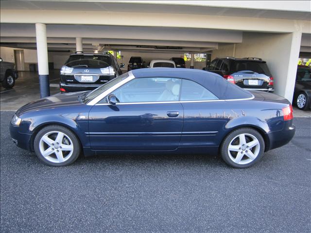 Audi A4 2004 photo 1