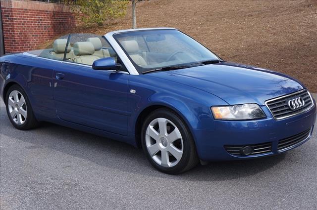 Audi A4 2004 photo 16