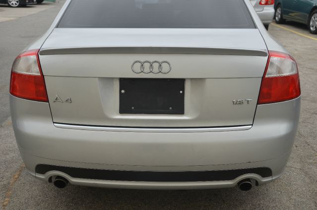 Audi A4 2004 photo 15