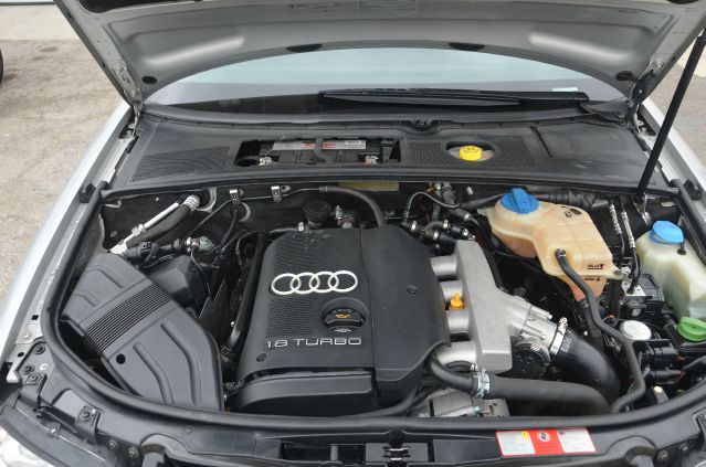 Audi A4 2004 photo 6