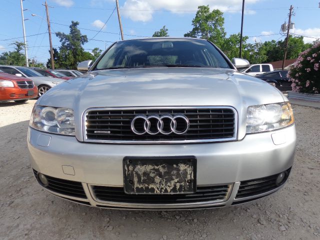 Audi A4 2004 photo 26