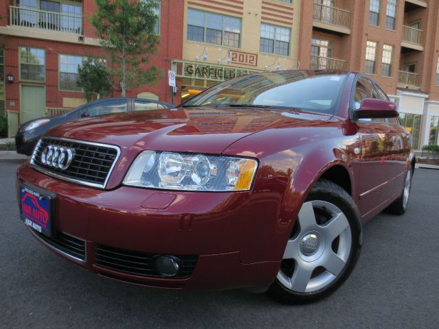 Audi A4 2004 photo 1