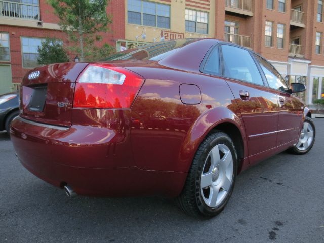 Audi A4 2004 photo 4