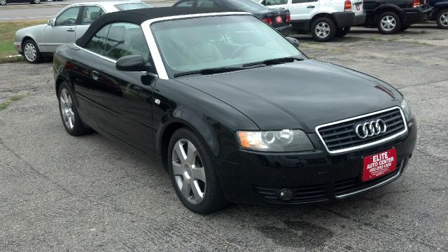 Audi A4 2004 photo 2