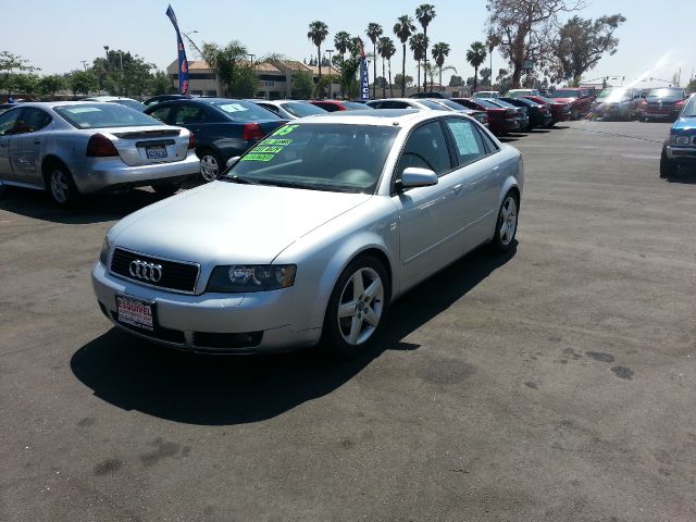 Audi A4 2005 photo 6