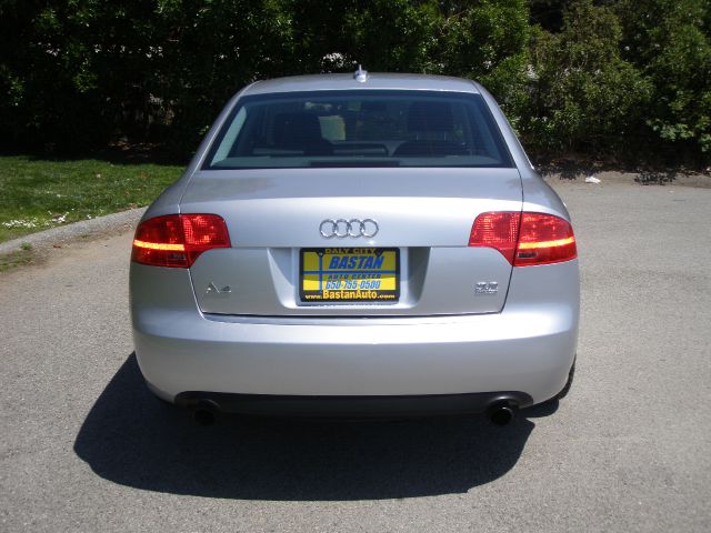 Audi A4 2005 photo 26