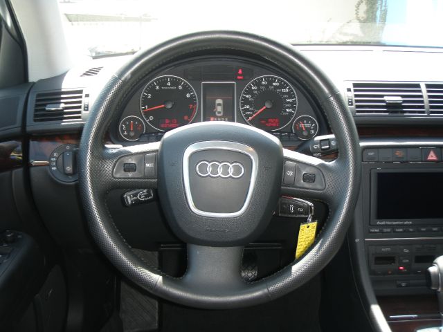 Audi A4 2005 photo 30