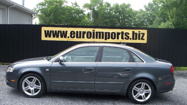 Audi A4 2005 photo 1