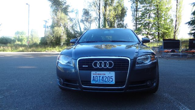 Audi A4 2005 photo 2