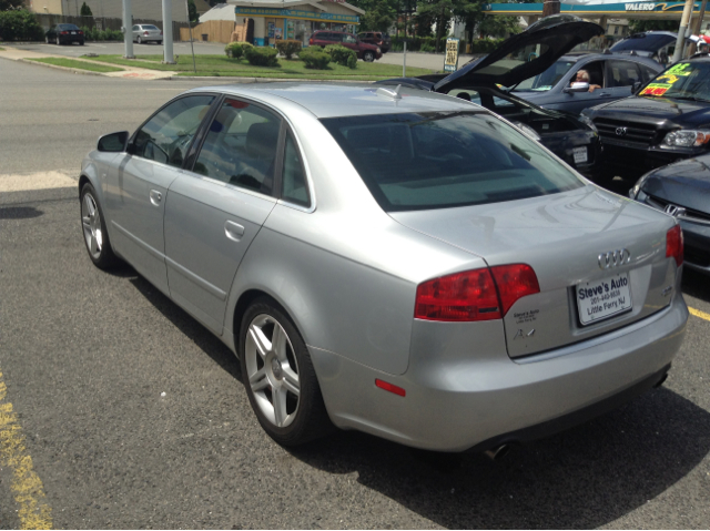 Audi A4 2005 photo 4