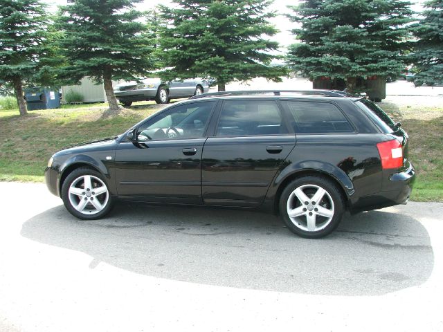 Audi A4 2005 photo 1