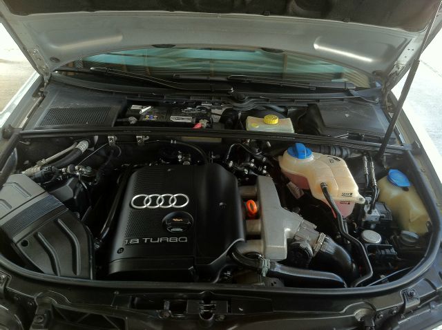 Audi A4 2005 photo 19