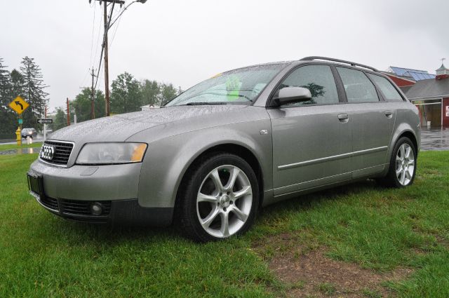 Audi A4 2005 photo 1