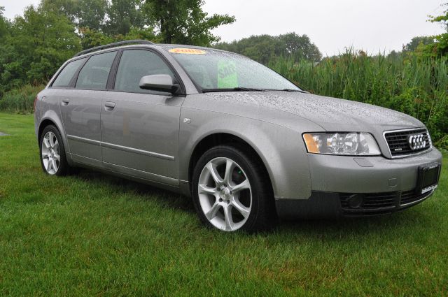 Audi A4 2005 photo 4