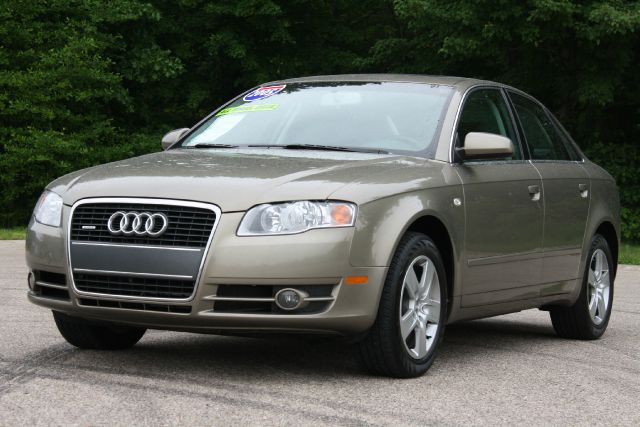 Audi A4 2005 photo 1