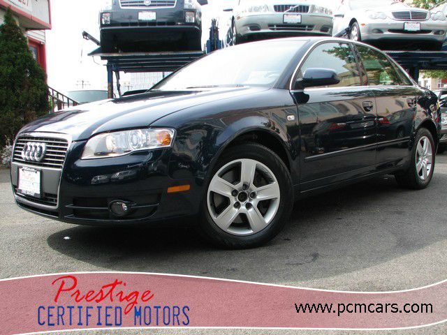 Audi A4 2005 photo 2