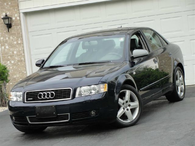 Audi A4 2005 photo 12