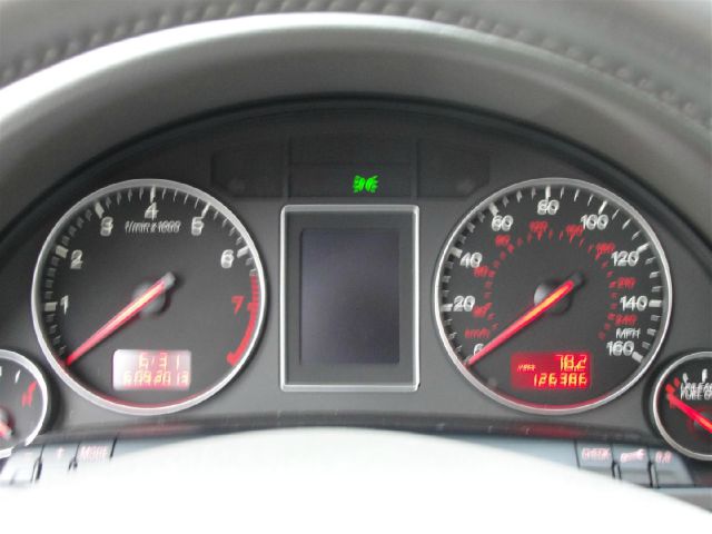 Audi A4 2005 photo 21