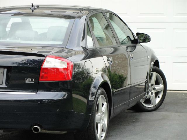 Audi A4 2005 photo 47