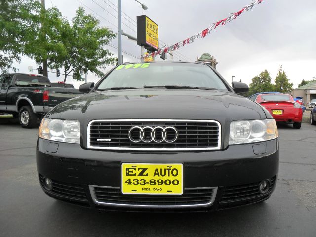 Audi A4 2005 photo 4