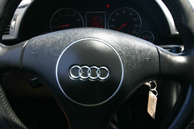 Audi A4 2005 photo 16