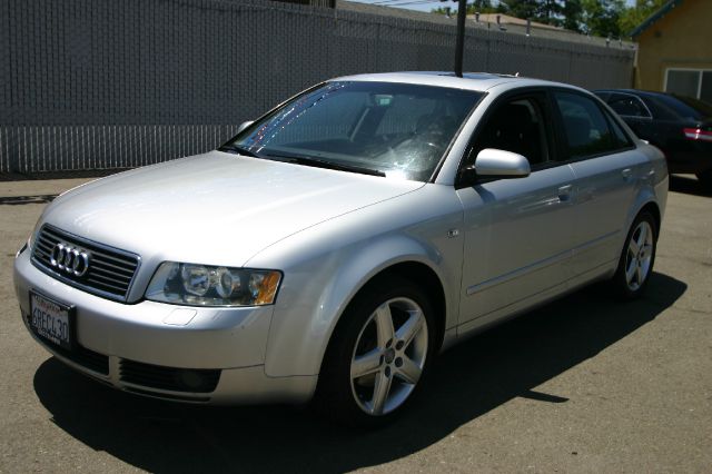 Audi A4 2005 photo 5