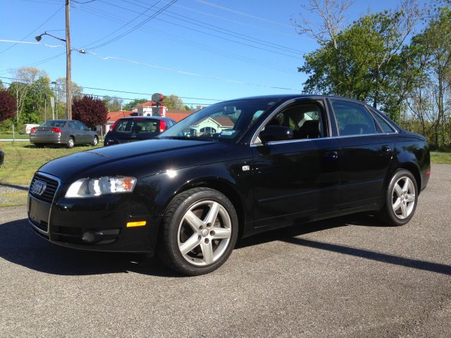 Audi A4 2005 photo 4