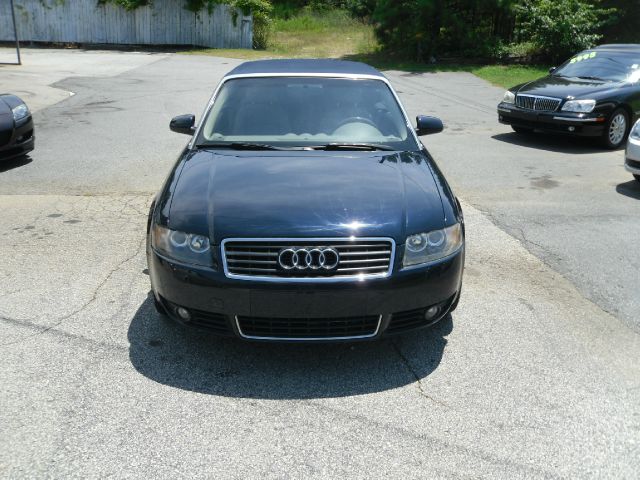 Audi A4 2005 photo 2