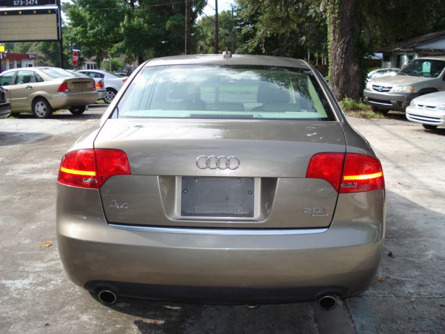 Audi A4 2005 photo 4