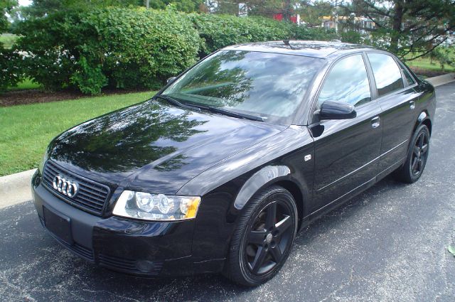 Audi A4 2005 photo 4