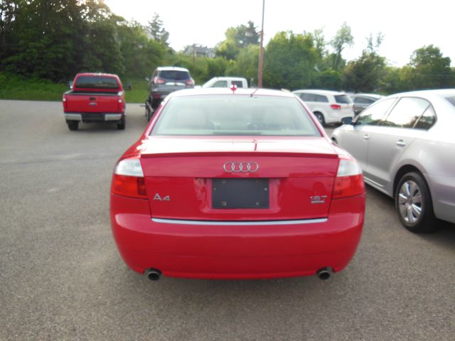 Audi A4 2005 photo 1