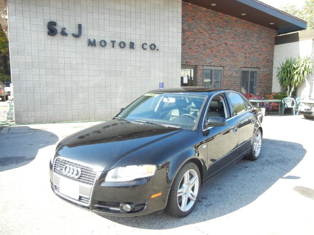 Audi A4 2005 photo 4