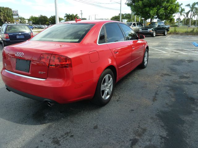 Audi A4 2005 photo 1