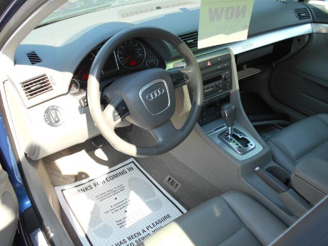 Audi A4 2005 photo 4